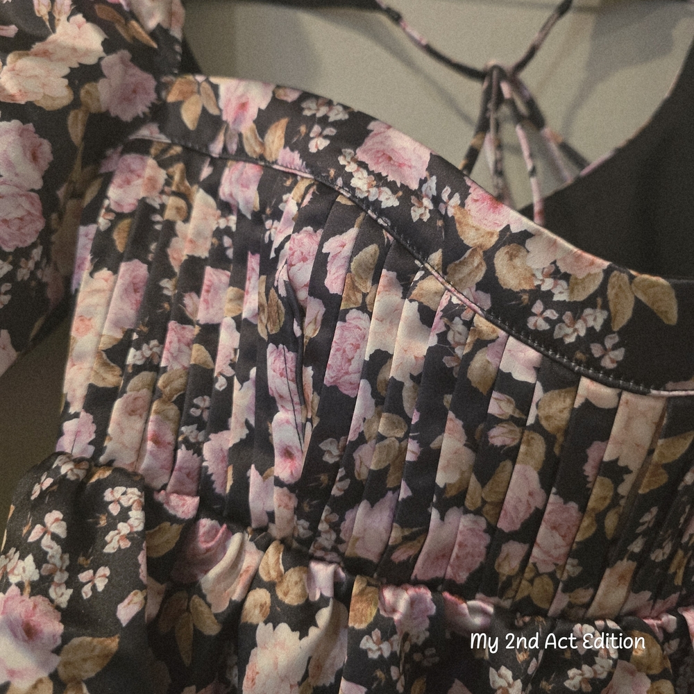 For Love & Lemons Black Floral Satin Mini Dress Open Back Pleated Bust Size XS - Picture 3 of 7